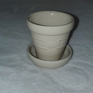 Longaberger Basket Weave Design Small Ceramic Flower Pot with Saucer Ivory